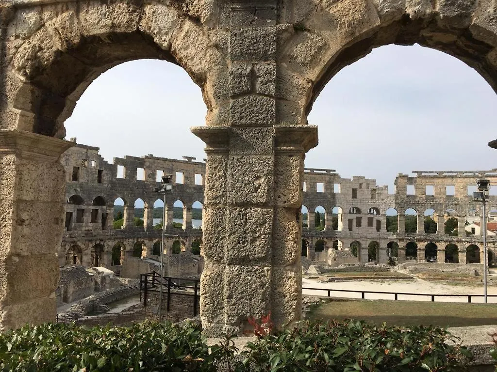 Luxury Old Town Apartment Pula Croatia