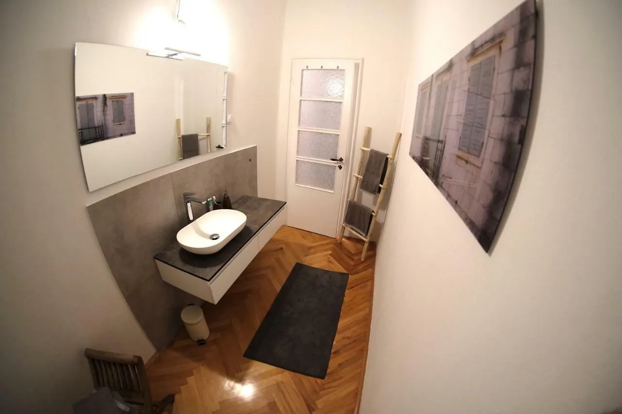 Luxury Old Town Apartment Pula